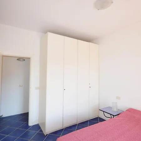 Apartment Federica Le Sprizze *